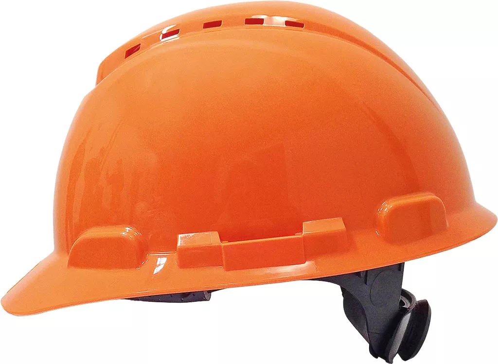 Pomarańczowy hełm ochronny H-700, wykonany z tworzywa HDPE, wyposażony w regulowany system mocowania oraz wentylację w postaci otworów na górnej części.