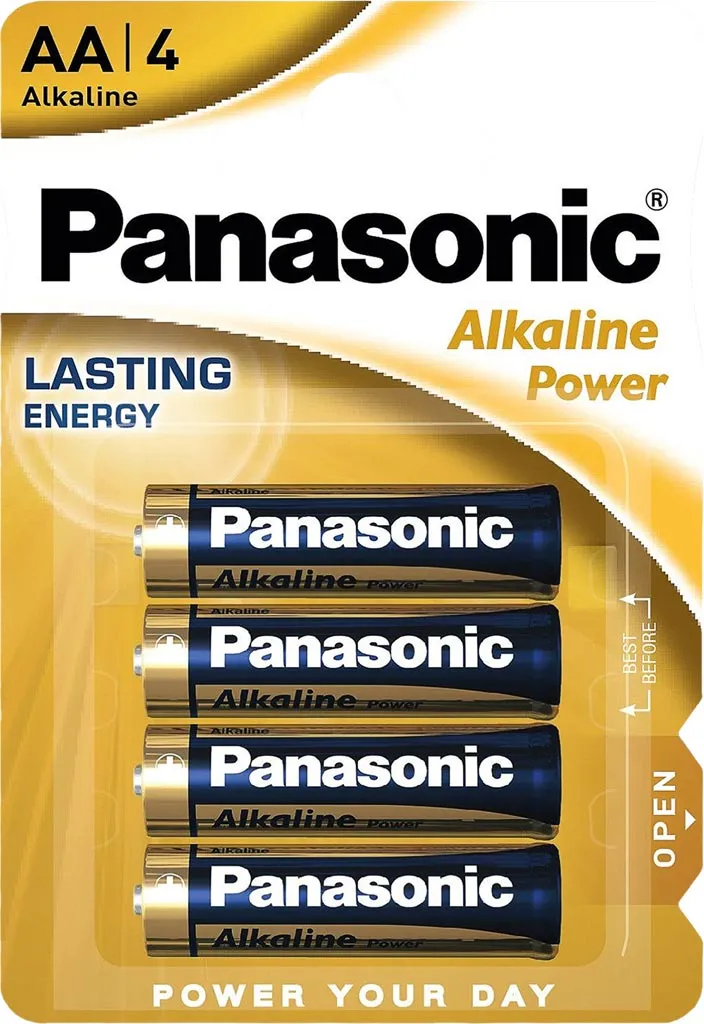 Opakowanie czterech baterii alkalicznych Panasonic Alkaline Power LR6/AA. Baterie mają nadrukowane logo Panasonic oraz nazwę