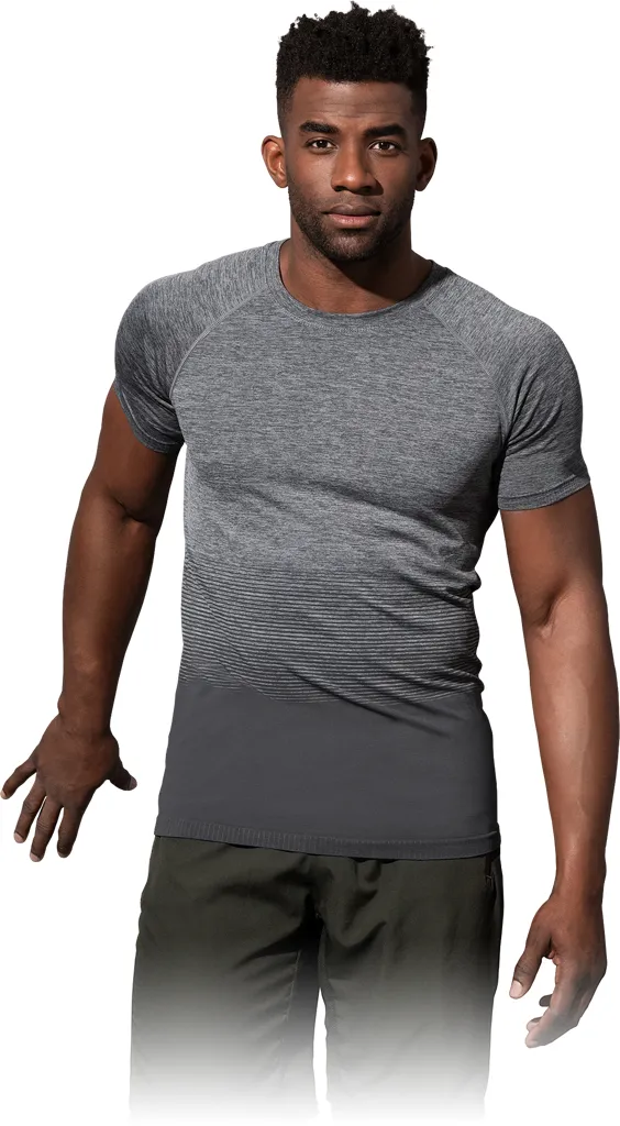 T-shirt męski o dwukolorowym wyglądzie, z górną częścią w jaśniejszym odcieniu szarości, natomiast dolna część jest ciemniejsza. Krótkie rękawy, okrągły dekolt.