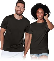 Czarny T-shirt unisex z krótkim rękawem, o klasycznym kroju, idealny zarówno dla mężczyzn, jak i kobiet.