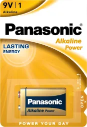 Opakowanie baterii Panasonic Alkaline Power 9V. Na opakowaniu widnieje informacja 