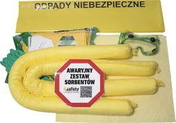 Zestaw sorbentów do chemii ADR zawiera żółte węże sorbentowe, rękawice, worki na odpady z napisem 