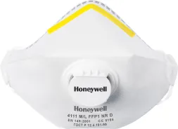 Biała półmaska przeciwpyłowa marki Honeywell z żółtymi elementami i środkowym zaworem. Model 4111 MIL FFP1 NR D, napisy i numeracja na froncie.